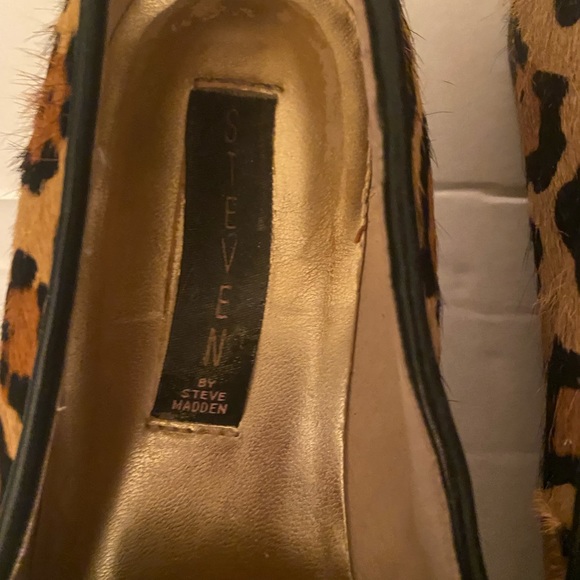 Steven by Steve Madden SMILE Leopard Print Loafer - Picture 2 of 4
